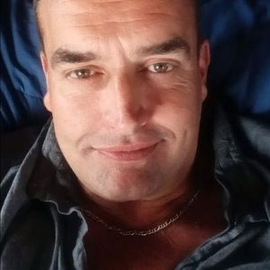 Meet your Posher, Larry